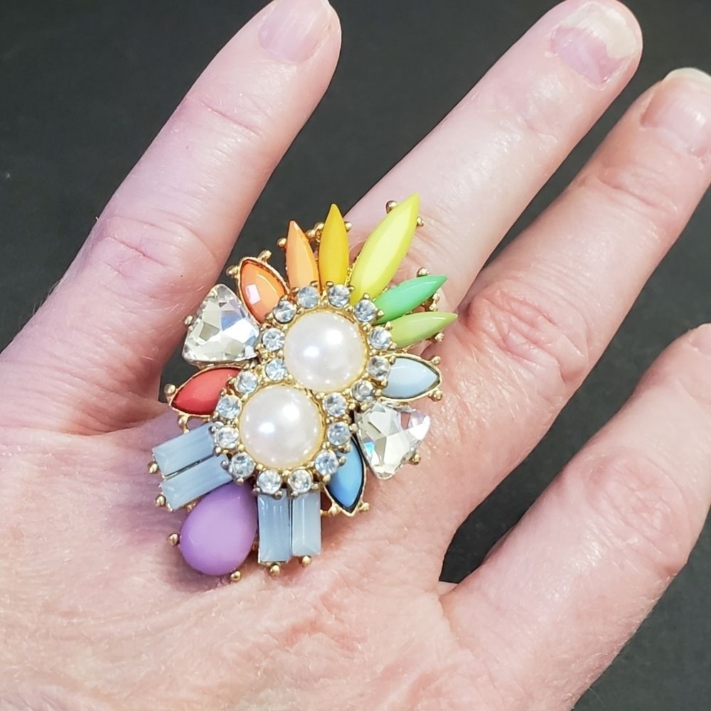 Gold tone multicolored statement ring size 6.5